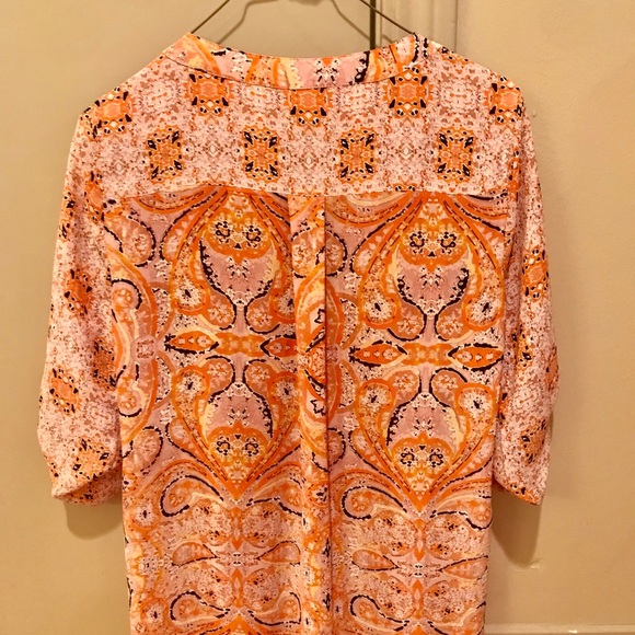 BCBG top - Picture 3 of 4